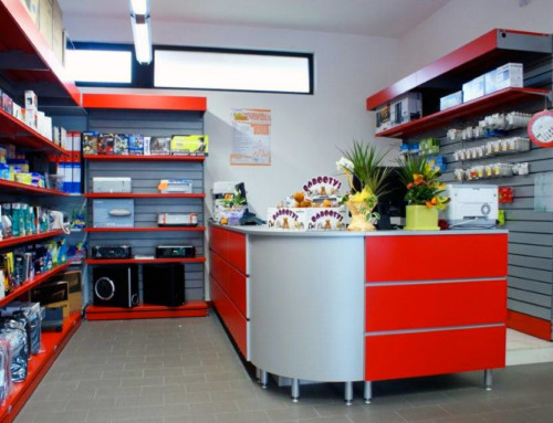 Arredamento con Mobili in Legno