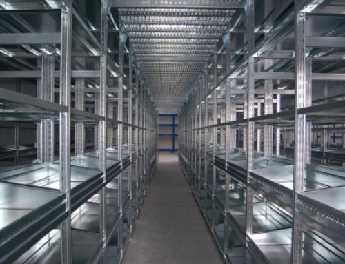 Scaffali con Cassette e divisori mobili